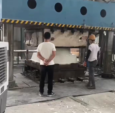 玻璃鋼風機外殼鑄造